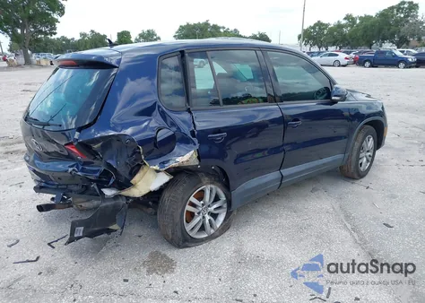 2013 Volkswagen Tiguan S z USA, uszkodzony, nr VIN WVGAV3AX5DW620778